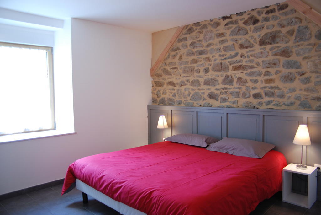 La Ferme Du Chauchix Hotel Ламбал Стая снимка