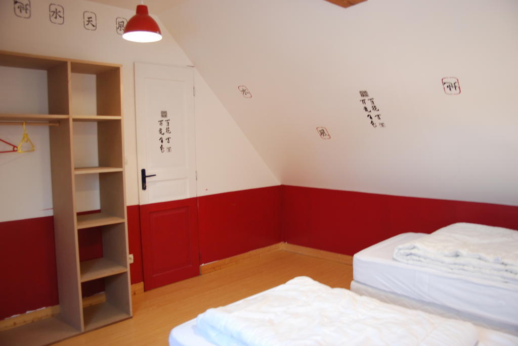 La Ferme Du Chauchix Hotel Ламбал Стая снимка