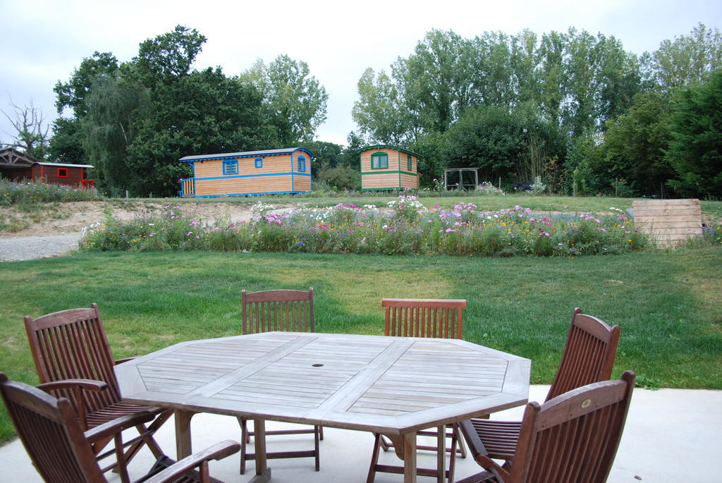 La Ferme Du Chauchix Hotel Ламбал Стая снимка